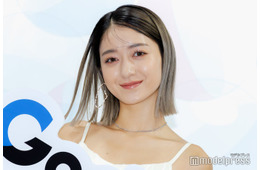 みちょぱ、美脚＆肩ライン際立つヘルシー肌見せショット披露「引き締まってて綺麗」「オフ感素敵」の声