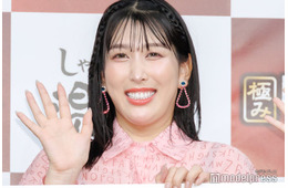 3時のヒロイン・ゆめっち「勇気出した」ミニスカ＆大胆ポーズで素足全開「お肌すべすべ」「生足綺麗」と反響