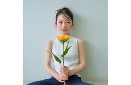 白鳥玉季、ファーストカレンダー決定 “15歳最後の姿”をマネージャーが撮影