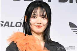 FRUITS ZIPPER鎮西寿々歌「弟と同じ服だった」2ショット公開「身長差が尊い」「色違いなの仲良しすぎる」と反響