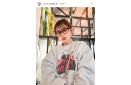 元モー娘。新垣里沙「りさ目線」母親顔出しショット公開「どことなく似てる」「お綺麗」と反響