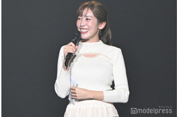元NHK中川安奈アナ、美スタイル際立つタイトなオフショルショット披露「肩のラインが美しい」「オーラがすごい」と反響