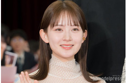 畑芽育、美肩輝くキャミ姿に反響続々「透明感がすごい」「ドキッとした」の声