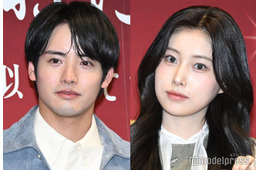 「キンパとおにぎり」赤楚衛二＆カン・ヘウォン、相合傘ショットに反響相次ぐ「ポーズお揃いで可愛い」「お似合い過ぎる」