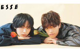 なにわ男子・大西流星＆timelesz原嘉孝、メンカラ花携えたショット 2人の暮らしに迫るインタビューも