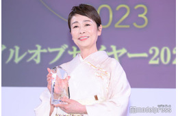 安藤優子、牡蠣・タラの芽・しらす…旬の食材使った豪華食卓公開「配膳がお店みたいにおしゃれ」「季節を感じられて素敵」と反響