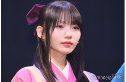 乃木坂46岡本姫奈、オフショルドレスで美脚際立つ「お姫様みたい」「透明感がすごい」とファン絶賛
