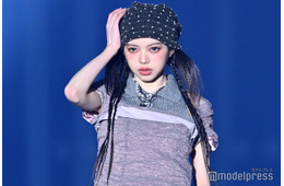 MORE STAR中山こはく、編み込みヘア×ニット帽で印象ガラリ クールな表情にキュン【IDOL RUNWAY COLLECTION 2026】