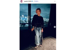 TRF・YU-KI、ミニ丈×ロングブーツで美脚スラリ「スタイル維持がすごい」「ずっと憧れ」の声