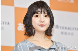 川島海荷「メイク前の顔」公開に驚きの声「ずっぴんとは思えない美しさ」「お肌が発光してる」