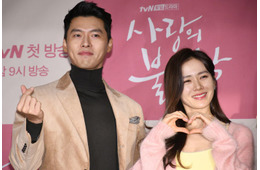 「愛の不時着」ヒョンビン＆ソン・イェジン夫妻、結婚4周年で腕組みウエディングショット公開「美しすぎる2人」「福眼」の声