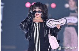 「今日好き」中島結音（ゆのん）、タイトミニワンピ姿に釘付け ツインテール×前髪ぱっつんで雰囲気ガラリ【関コレ2026S/S】