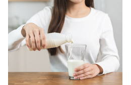 子どもの身長は「カルシウムだけ」では伸びない？背を伸ばす鍵は「ビタミンD」だった！【小児科専門医が解説】