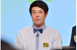 タカトシ・タカ、50歳誕生日会に人気俳優ら10人集結「人脈すごい」「ジャンルが幅広い」