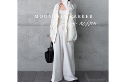 花粉と紫外線対策ができる【機能性アウター】を味方にした春のホワイトワントーン【40代の毎日コーデ】