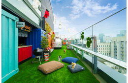 屋上ドッグラン併設のBBQビアガーデン、アロフト東京銀座で開催 昼夜で異なる楽しみ提案