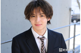 「今日好き」今井暖大（はると）バイク跨る“夜ドライブ”ショットに反響「愛車？」「絵になりすぎる」の声