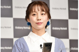 第3子出産の鈴木あきえ、子供たちとのお風呂上がりショット公開「すっぴんが可愛すぎる」「3人ワンオペ入浴は尊敬」と反響