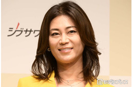 氷川きよし、母親との幼少期ショット公開「お母さんにそっくり」「面影あって可愛い」の声【母の日】