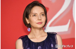 ベッキー、自分で育てたミントで作るハーブティー公開「オシャレ」「センス抜群の急須」の声
