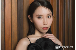 ばんばんざい・みゆ、ミニスカートから美脚スラリ「可愛さが増してる」「透明感レベチ」と反響