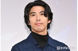 賀来賢人、互いに“共演NG”だった女優「頼むから何かが起きて来ないでくれ」気まずかった唯一の共演経験とは