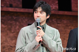 山田裕貴、1人だけ“衣装違い”？共演者からツッコまれ慌てふためく【キングダム 魂の決戦】