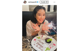 R-指定の美人妻「お熱のためべったり」な子どもを抱っこする姿「ぐったりしてて胸が痛い」「早くお熱下がりますように」と心配の声