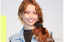 peco「高校生のときの思い出を発掘」高校生時代の写真複数公開「お人形さんみたいで可愛い」「すでにオーラある」の声