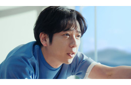 二宮和也「体に関する新事実」明らかに 新CMのヨガポーズで安定した体幹力披露