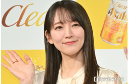 吉岡里帆、梅干し・梅シロップ・梅味噌・梅醤油…梅仕事の様子公開「季節感を大事にした暮らし素敵」「丁寧な手つき」と反響