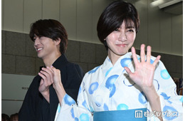 timelesz寺西拓人、内田有紀をスマートにエスコート 2人揃って浴衣姿・退場時には“W投げキス”も【ラストノート】