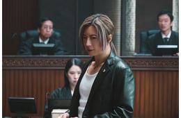 【ブラックトリック～裁きを操る弁護人～ 第1話】天才弁護士・浦真鷲直人（GACKT）、裁判を勝利に導く かつてない頭脳戦が開幕