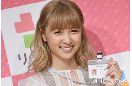 Dream Ami、美ウエスト輝くステージ衣装公開「眩しいほど美しい」「何を着ても似合う」と反響