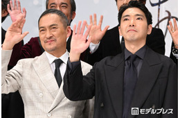 柄本佑×長尾謙杜×渡辺謙、江戸の芝居小屋で暴かれる“美談”の裏側「木挽町のあだ討ち」に引き込まれる理由