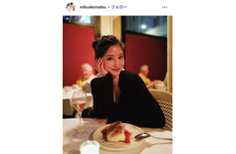 サッカー日本代表・堂安律選手の美人妻、夫＆娘のほのぼのショット公開「メロメロですね」「パパの顔になってる」と反響