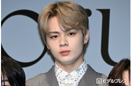 元JO1鶴房汐恩（BONBON.）「わんちゃんカラー」にイメチェン「雰囲気変わる」「どんな髪色も似合う」と反響