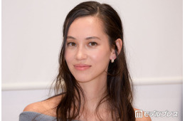 水原希子、ビキニ外した海満喫ショット公開「破壊力すごい」「全身バランス神」と反響