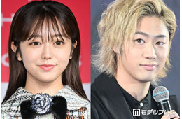 峯岸みなみ＆東海オンエアてつや、結婚4周年の家族3ショット公開「幸せオーラ全開」「娘さんの成長にほっこり」と反響