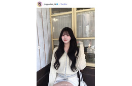 美人インフルエンサー、石垣島で美脚際立つミニスカ姿披露「スタイルレベチ」「脚が綺麗で羨ましい」
