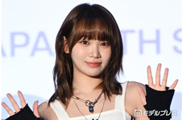 LE SSERAFIMチェウォン、美ウエスト＆美脚際立つサマソニ衣装ショット披露「スタイル異次元」「格好良すぎる」