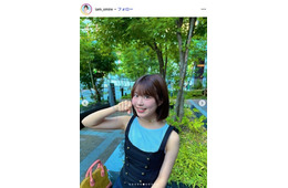 「今日好き」表すみれ、美脚スラリなミニスカ衣装姿に反響「スタイル抜群」「すごく可愛い」