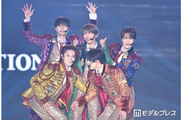 ACEes、客席からサプライズ登場「TGC」大トリ務める 嵐・キンプリら楽曲カバーで豪華7曲披露【TGC2026A/W】