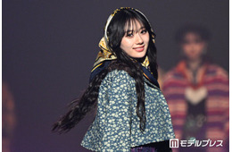 乃木坂46川崎桜、個性的ミニ丈コーデで印象ガラリ「ギャル風も可愛い」「スタイル抜群」と反響