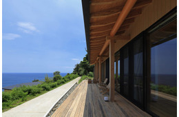 宮崎・日南に無人島リゾート「HINATA大島」オープン 太平洋を一望する絶景ヴィラで究極のリラクゼーション