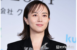 比嘉愛未「野菜たっぷりオムレツと抹茶ラテ」朝食ショット公開「おしゃれなカフェみたい」「身体に優しそう」と反響