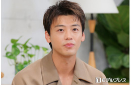 竹内涼真、サッカーユース時代の友人たちとCM出演 ドキュメンタリー形式での撮影回顧「仲間たちに結構助けられて」
