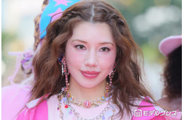 仲里依紗、妹・れいなと渋谷で姉妹ランウェイ 37歳の誕生日に10代からの夢実現「やっと叶った」