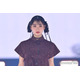 Girls2菱田未渚美、ラインストーン×囲み目メイクが新鮮【GirlsAward 2025SS】