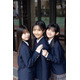 “ハロプロ次世代エース候補”弓桁朱琴・石井泉羽・上村麗菜、制服姿で魅了「少年サンデー」表紙登場